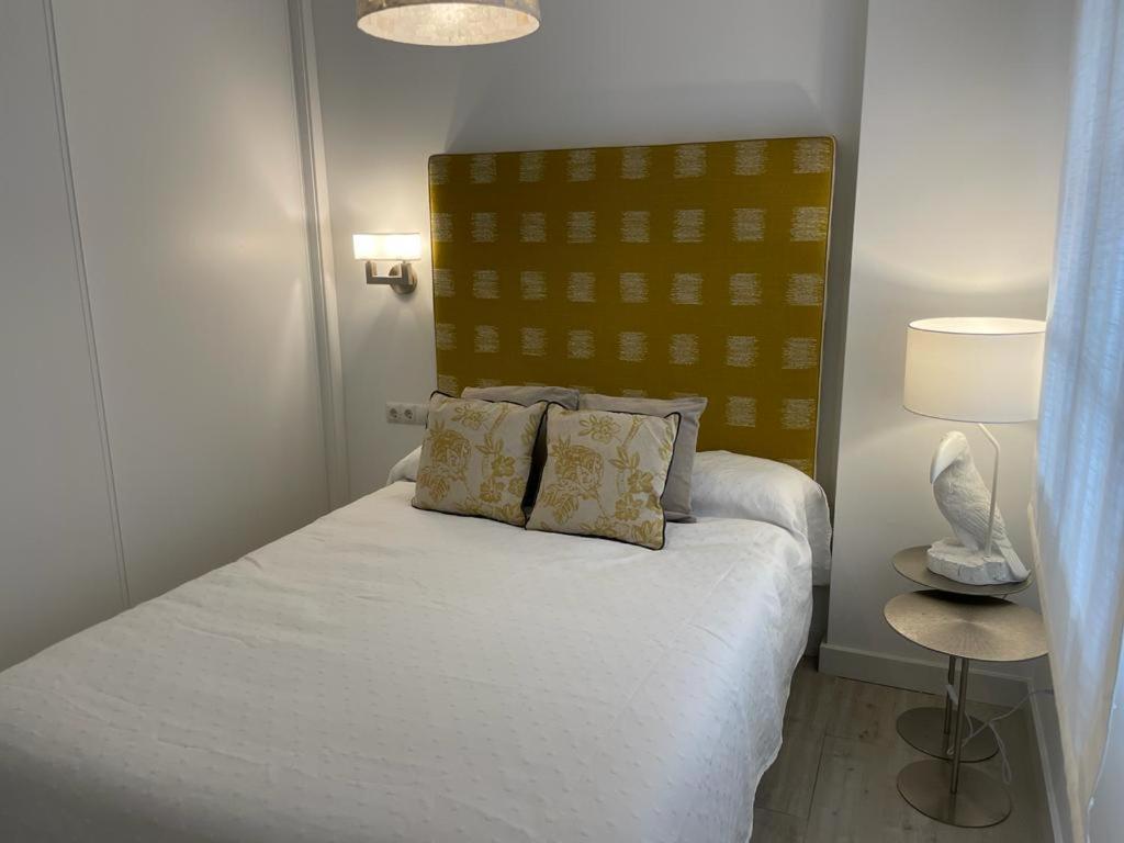 Piso En Fuengirola Castillo Sohail Экстерьер фото